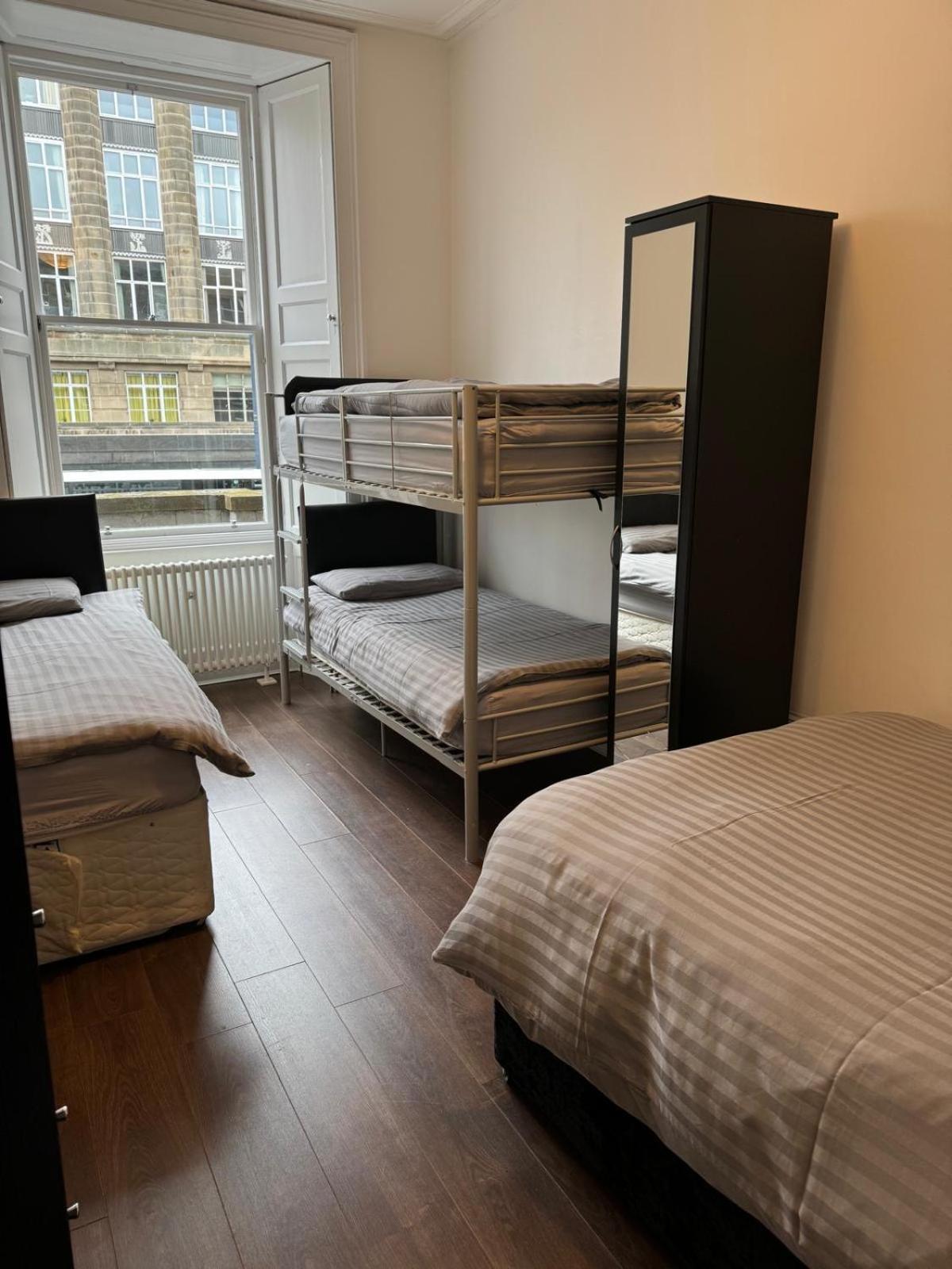 Lothian Rd Apartment Edinburgh